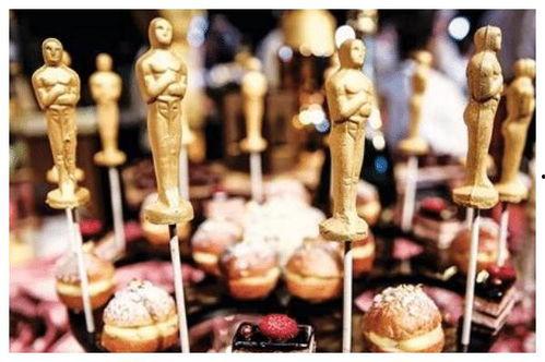 奥斯卡庆功宴吃瓜